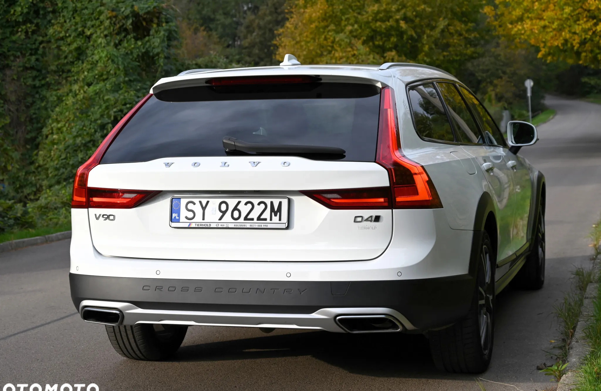 Volvo V90 Cross Country cena 129900 przebieg: 169000, rok produkcji 2019 z Pobiedziska małe 781